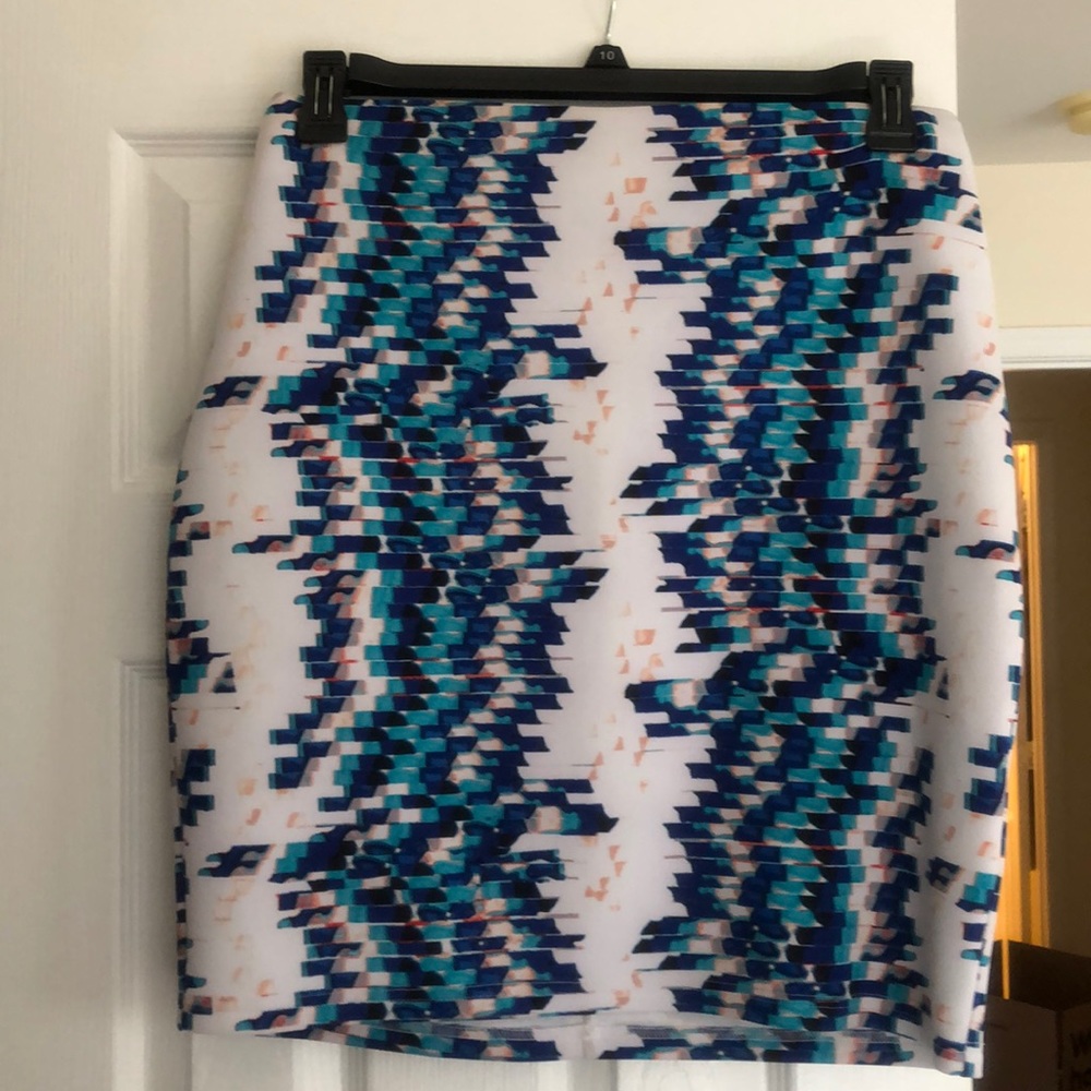 Beautiful Bebe skirt